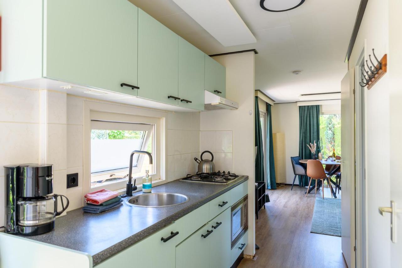 Gezellig Chalet Aan De Veluwse Bosrand Putten Exteriér fotografie